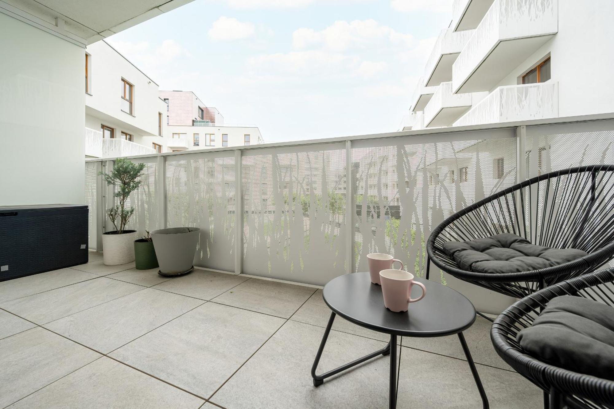 Apartment Modern Classic In Kepa Mieszczanska By Renters *