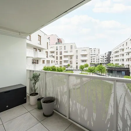 Modern Classic Studio Apartment In Kepa Mieszczanska By Noclegi Renters Wroclaw Exterior photo